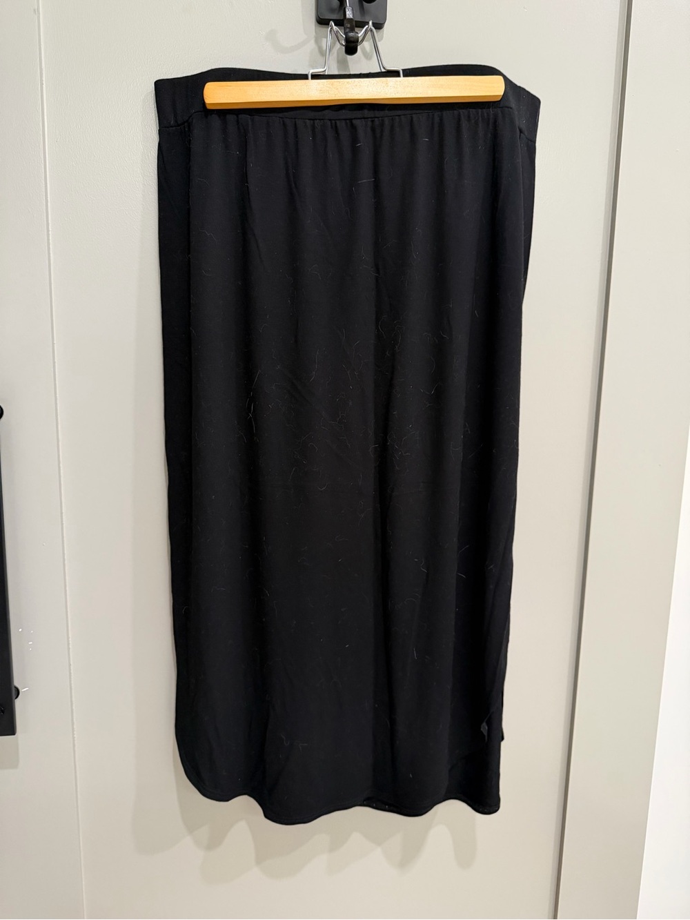 Classic Black Cotton Women's Midi Skirt